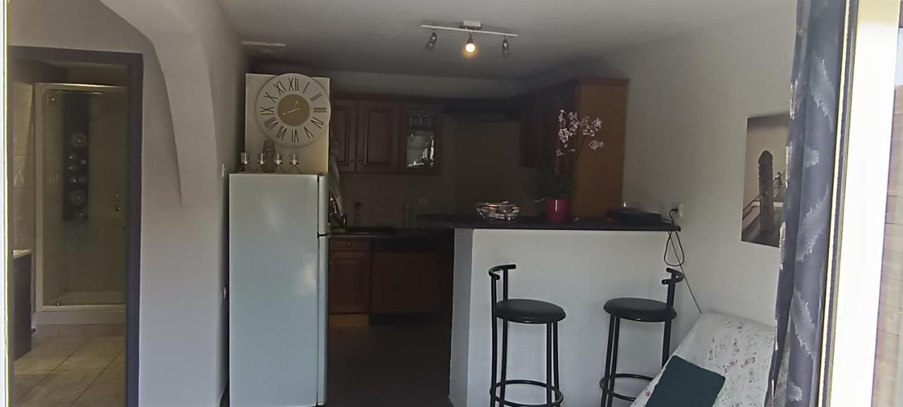 Charmante Maison Avec Piscine Anneyron المظهر الخارجي الصورة